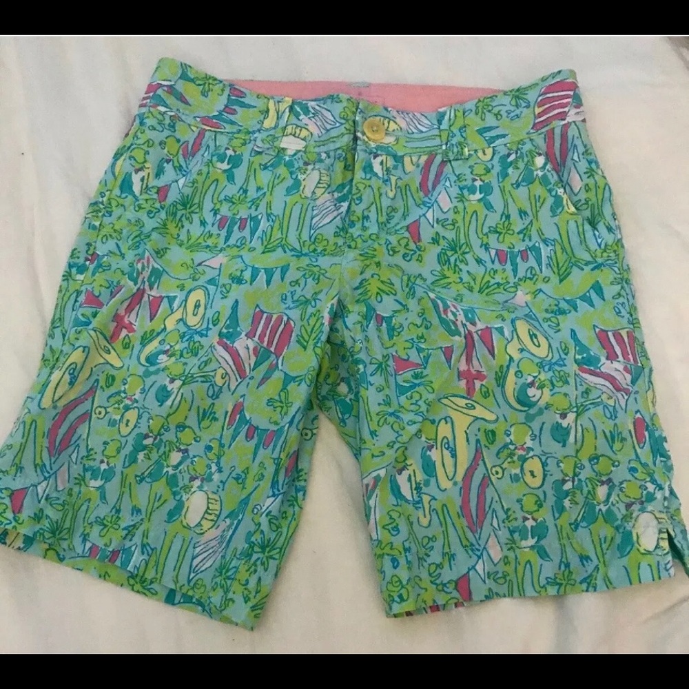 Lilly Pulitzer Hops ‘N Pops Bermuda Shorts Size 2